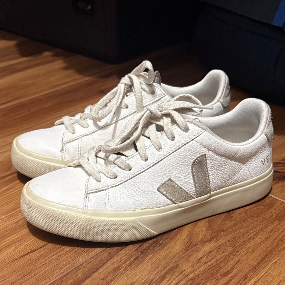 Veja Women's Campo sneakers